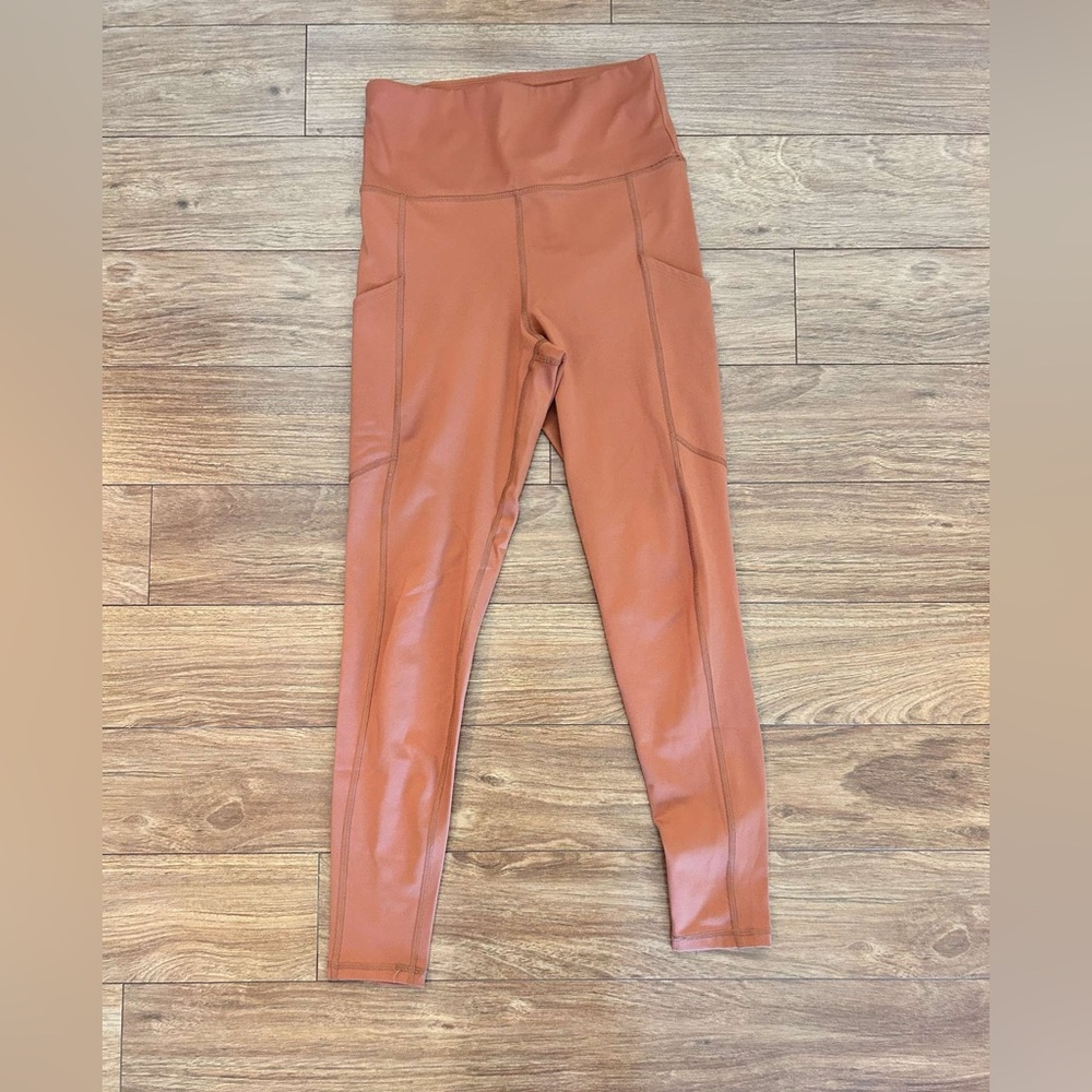 American Eagle The Everything Pocket Legging in Rust, size medium